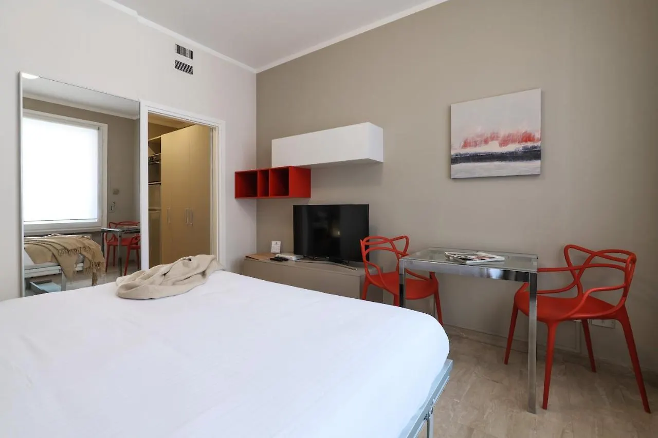 Contempora Apartments - Elvezia 8 - E31 Milan 0*,